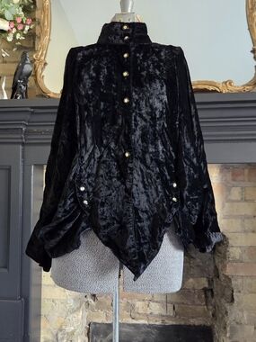 Vintage Joseph Ribkoff Black Crushed Velvet Goth Button-Front Coat